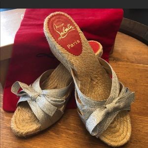 Authentic CHRISTIAN LOUBOUTIN Tiburon Wedges